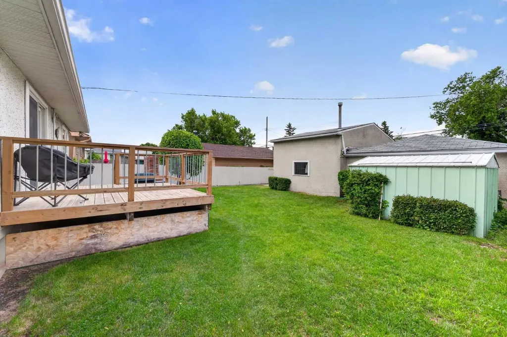 7435 25 Street SE Calgary AB T2C 1A3