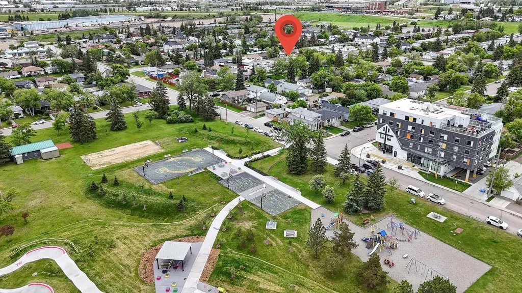 7435 25 Street SE Calgary AB T2C 1A3