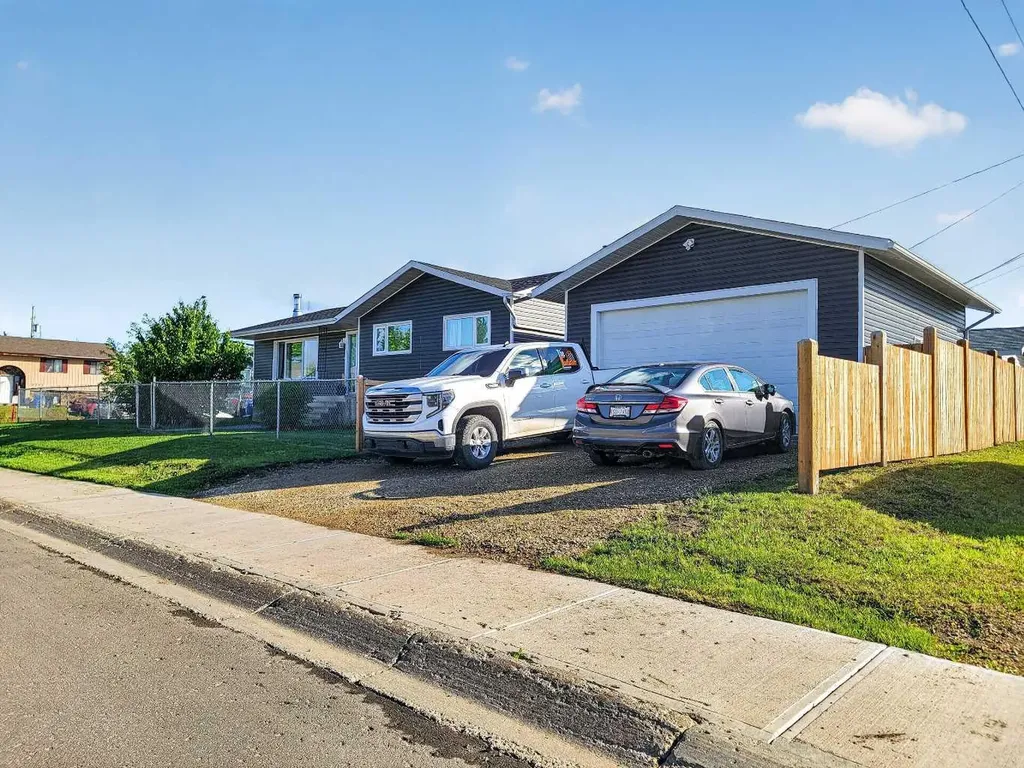 9704 94 Avenue Wembley AB T0H 3S0