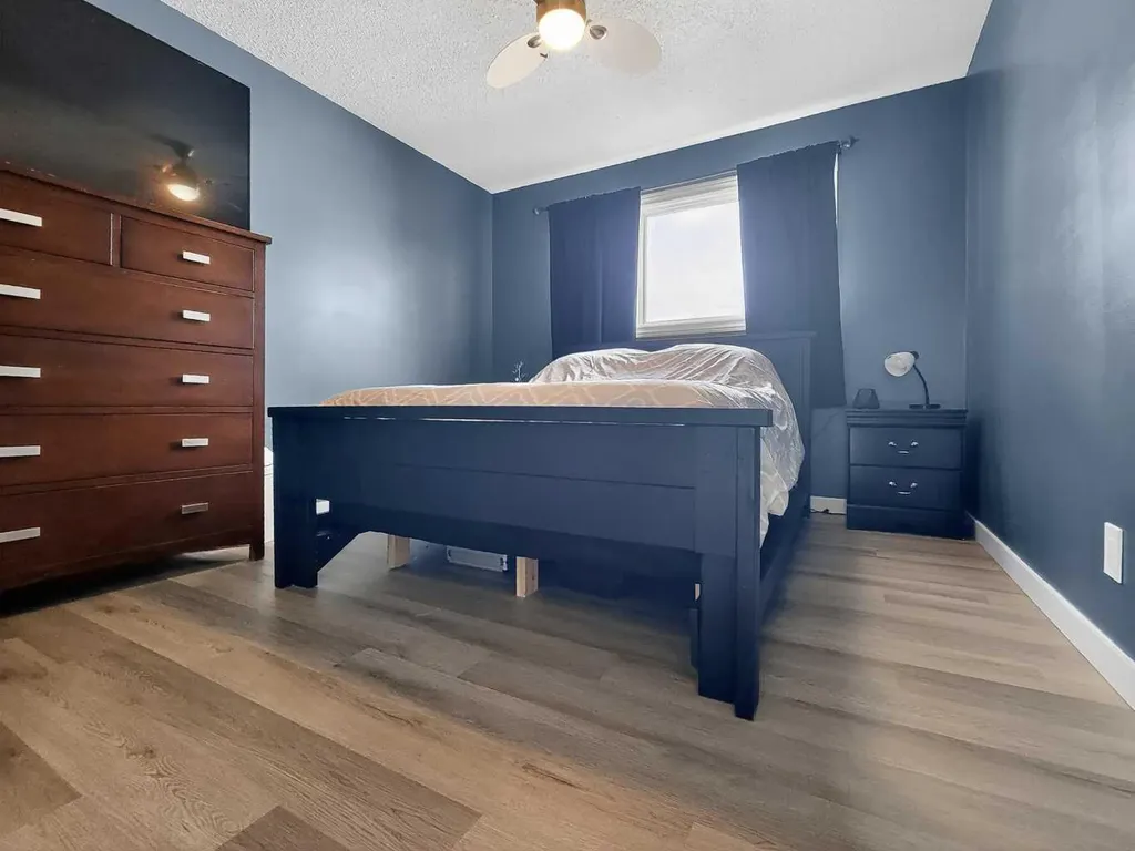 9704 94 Avenue Wembley AB T0H 3S0