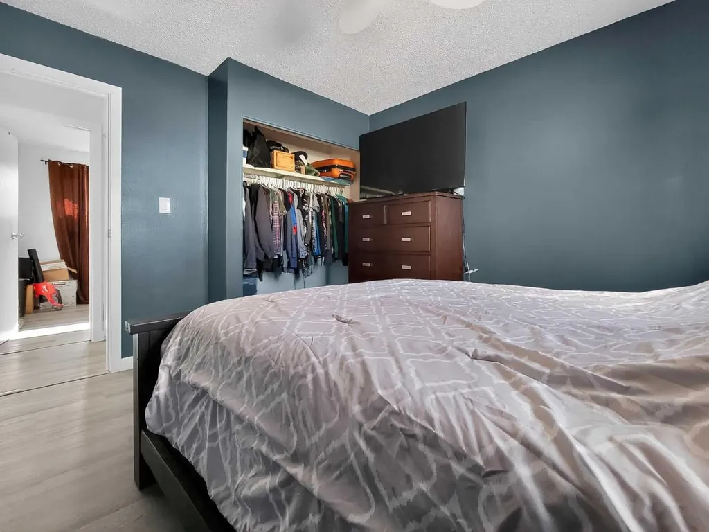 9704 94 Avenue Wembley AB T0H 3S0