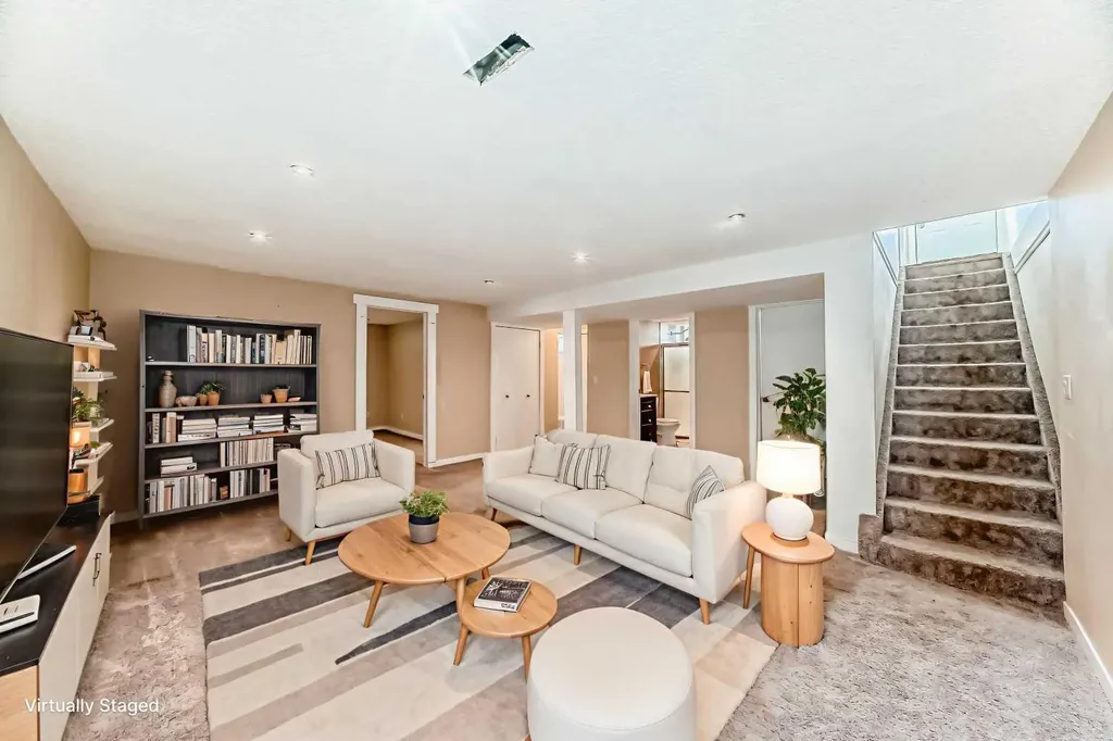 6607 Malvern Road NE Calgary AB T2A 5C3
