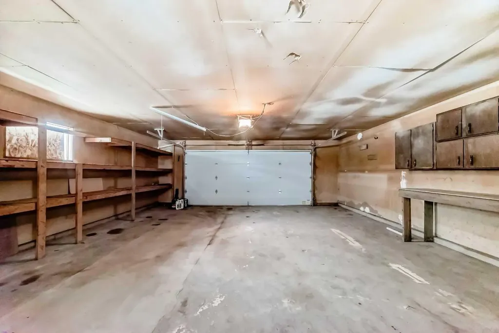 6607 Malvern Road NE Calgary AB T2A 5C3