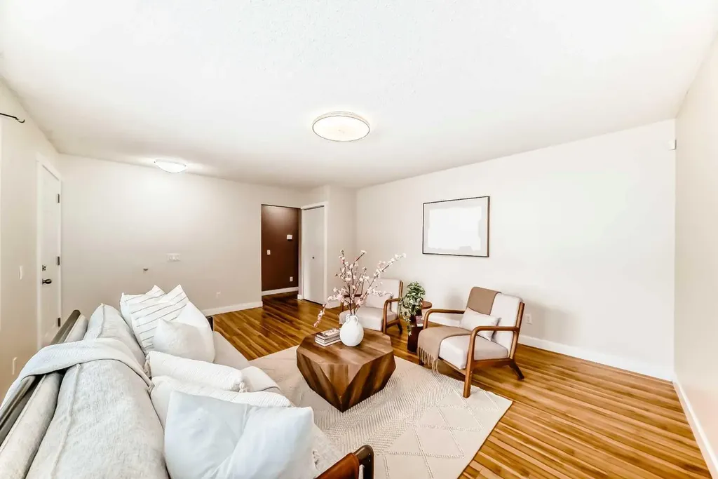 6607 Malvern Road NE Calgary AB T2A 5C3