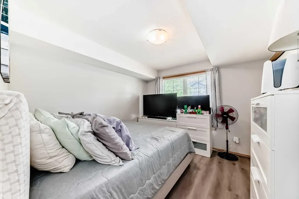 140 Panatella Landing NW Calgary AB T3K 0K8