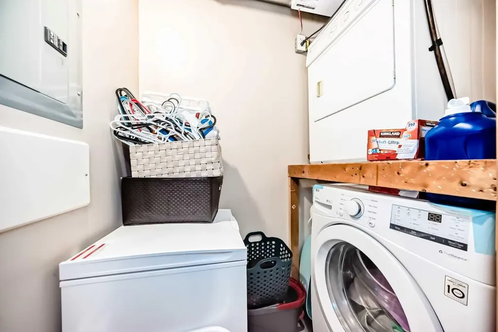 140 Panatella Landing NW Calgary AB T3K 0K8