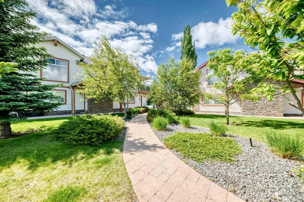 140 Panatella Landing NW Calgary AB T3K 0K8