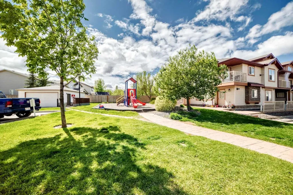 140 Panatella Landing NW Calgary AB T3K 0K8