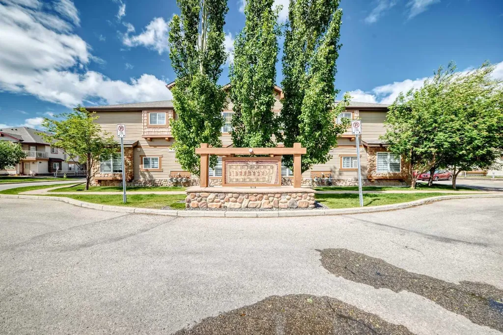 140 Panatella Landing NW Calgary AB T3K 0K8