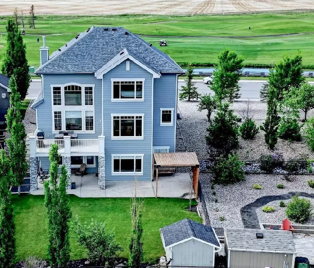 86 Muirfield Boulevard Lyalta AB T0J 1Y1
