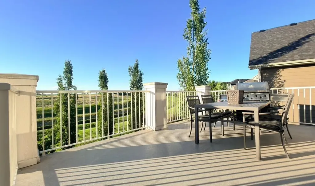 86 Muirfield Boulevard Lyalta AB T0J 1Y1
