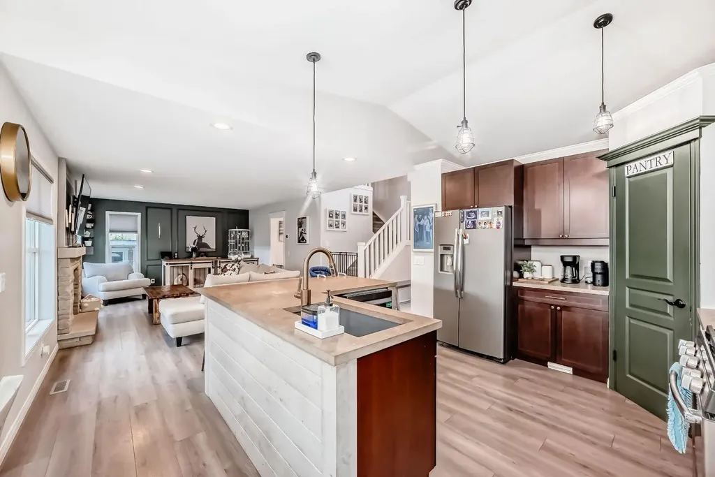 20 Madison Court Strathmore AB T1P1M5