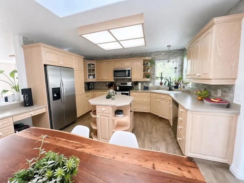 129 Huisman Crescent Hinton AB T7V1H5