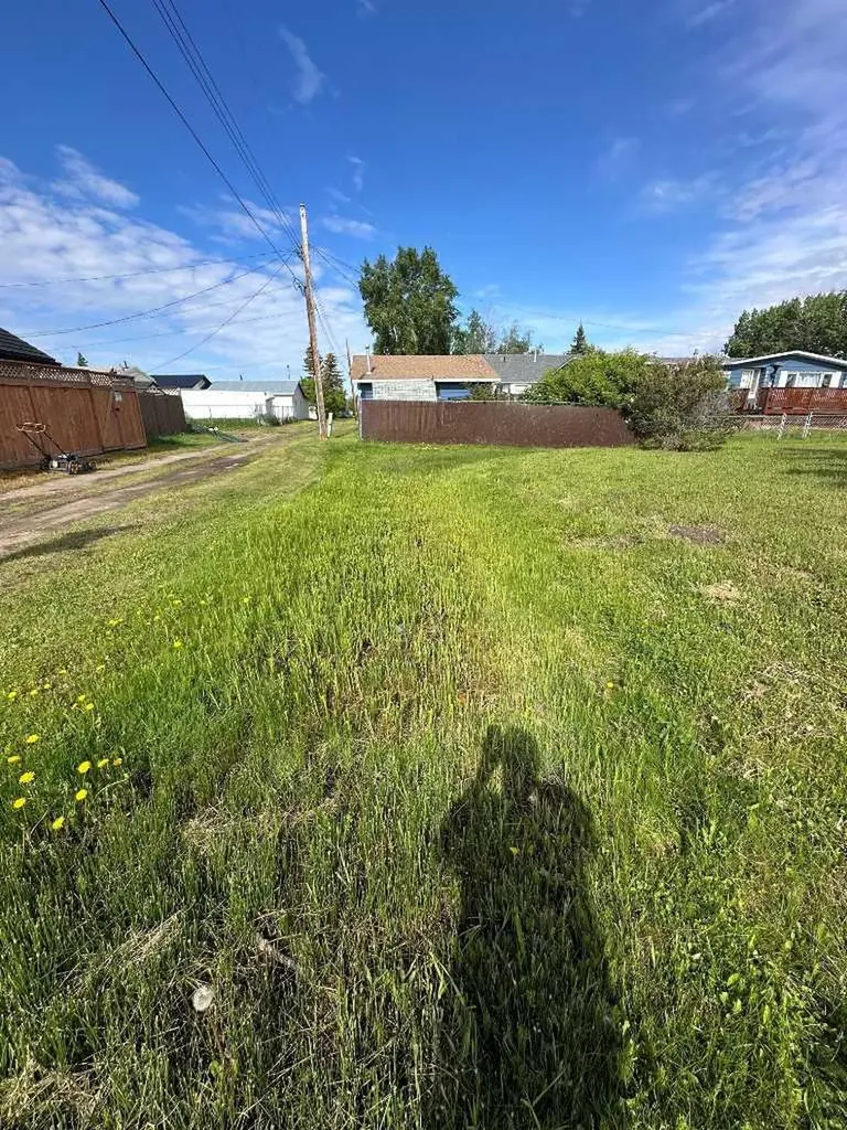 9901 104 Avenue Clairmont AB T8X 5A5