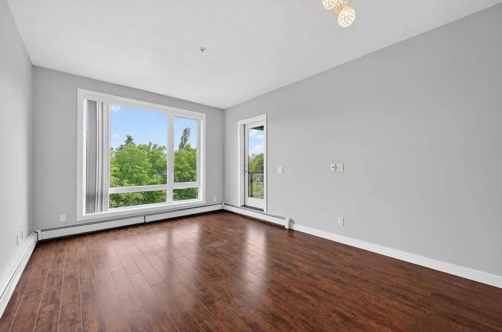 607 17 Avenue NW Calgary AB T2M 0N6