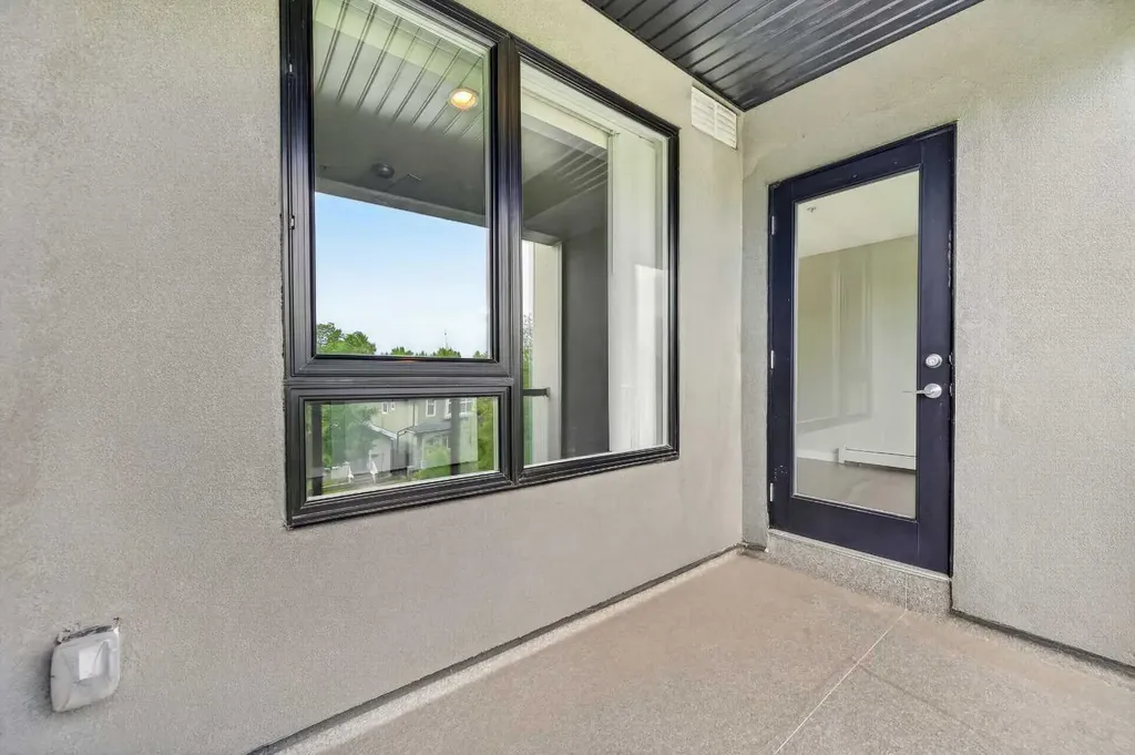 607 17 Avenue NW Calgary AB T2M 0N6