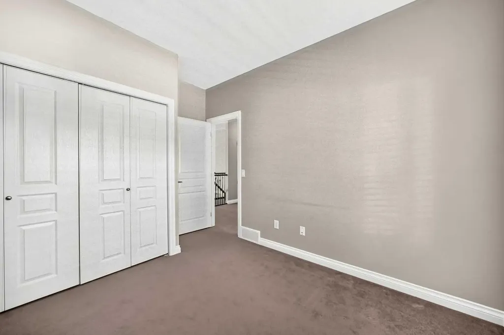 114 Tucker Circle Okotoks AB T1S 2J8