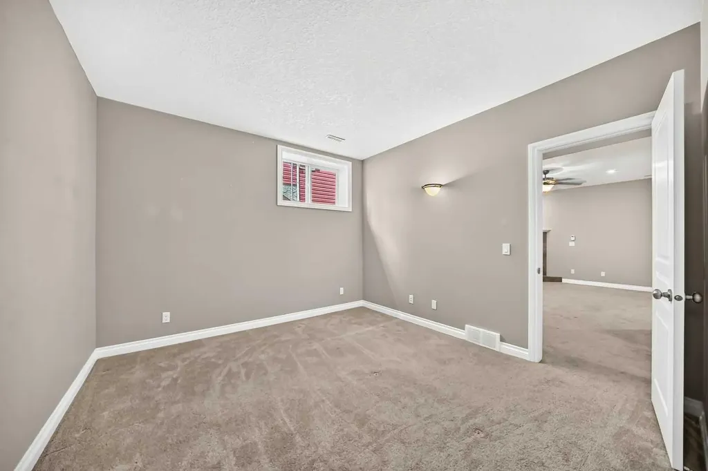 114 Tucker Circle Okotoks AB T1S 2J8