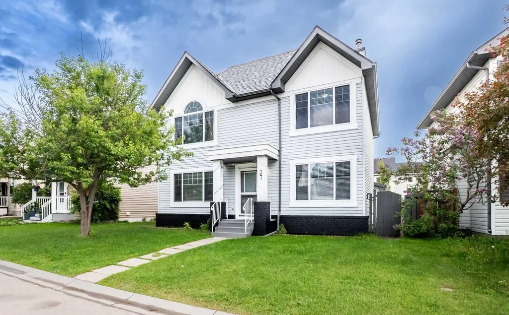 37 Martha's Haven Manor NE Calgary AB T3J 3X8