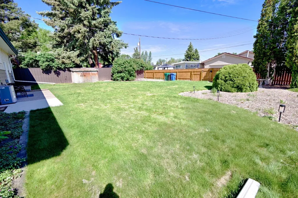 1306 29 Street S Lethbridge AB T1K 2X3