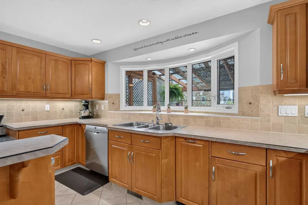 762 Stonehaven Drive Carstairs AB T0M 0N0