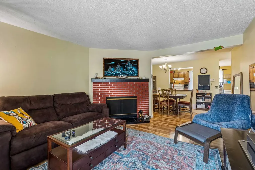 235 Berwick Drive NW Calgary AB T2P 3C1