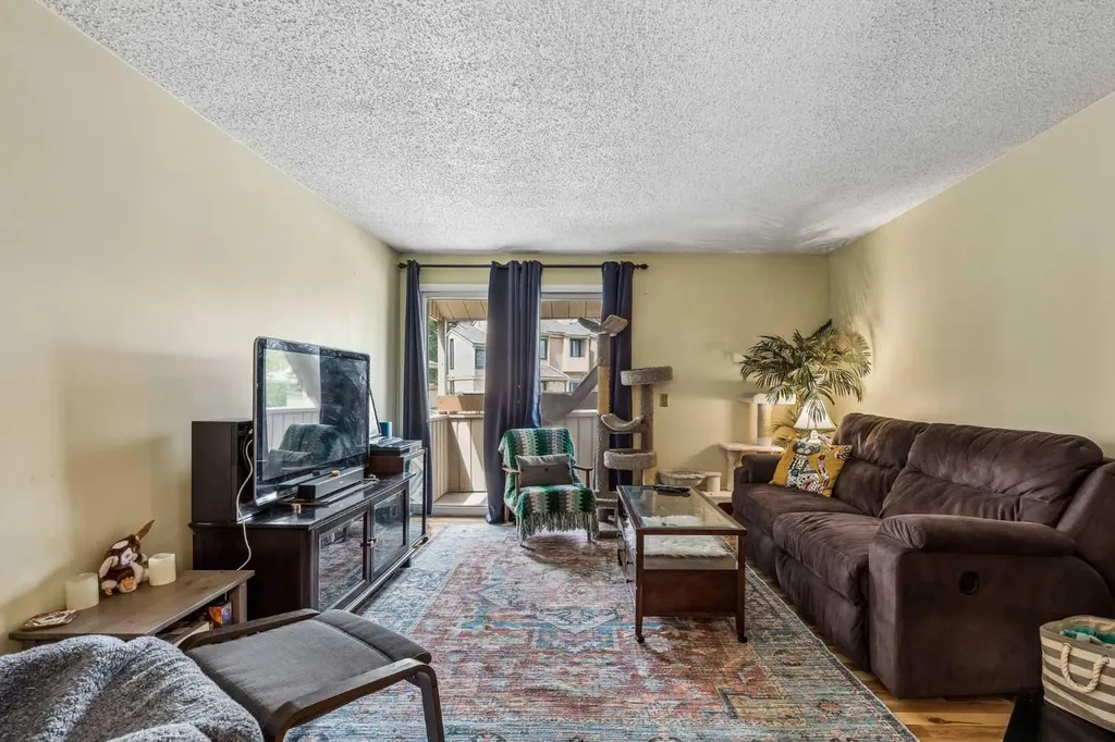 235 Berwick Drive NW Calgary AB T2P 3C1