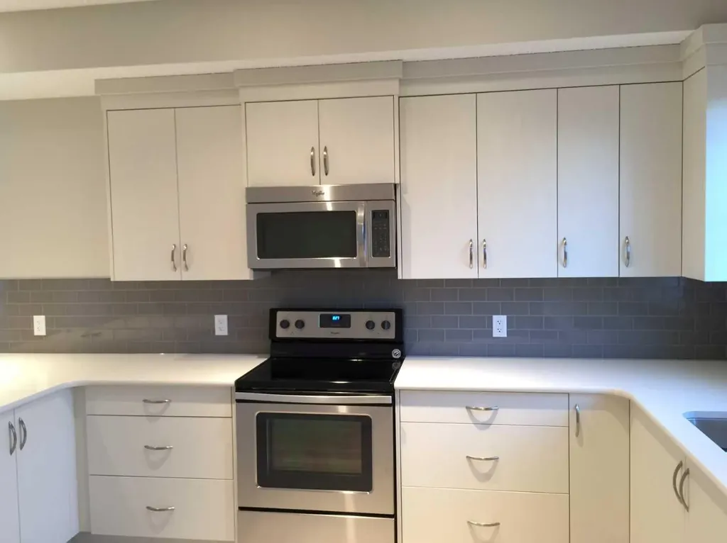 972 Nolan Hill Boulevard NW Calgary AB T3R 0Z7