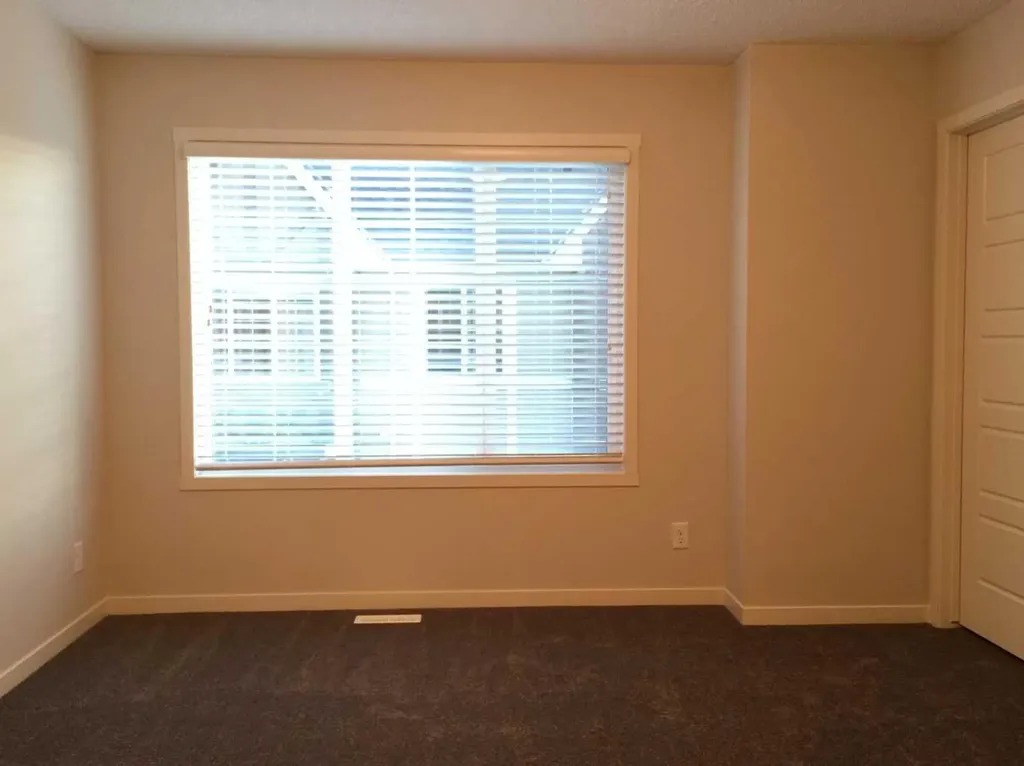 972 Nolan Hill Boulevard NW Calgary AB T3R 0Z7