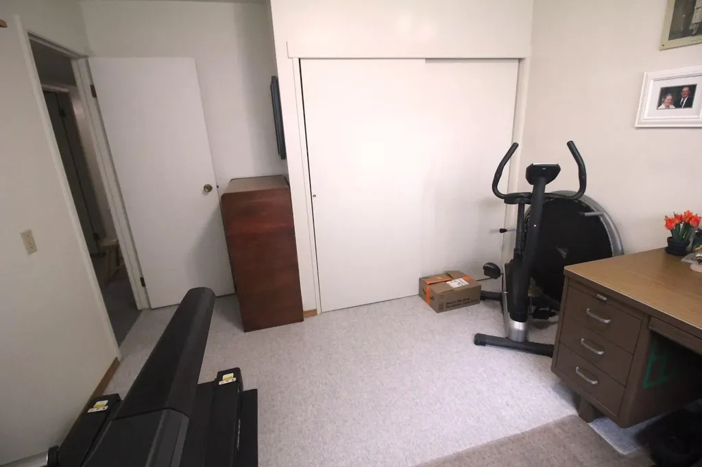 515 Blackthorn Road NE Calgary AB t2k4x8