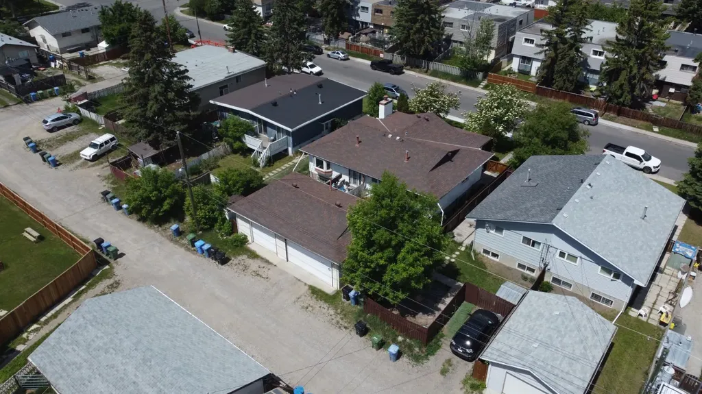 515 Blackthorn Road NE Calgary AB t2k4x8