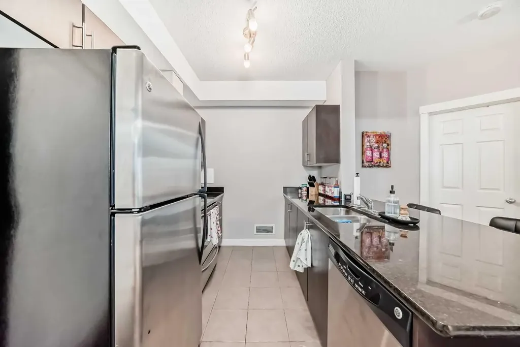 3950 46 Avenue NW Calgary AB T3A 0P9