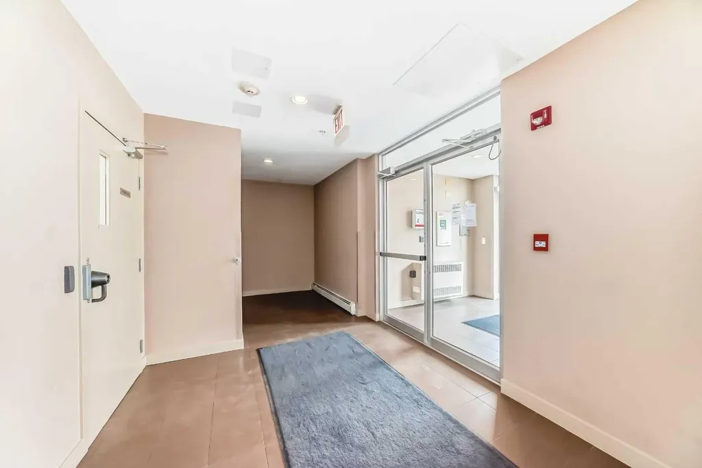 3950 46 Avenue NW Calgary AB T3A 0P9