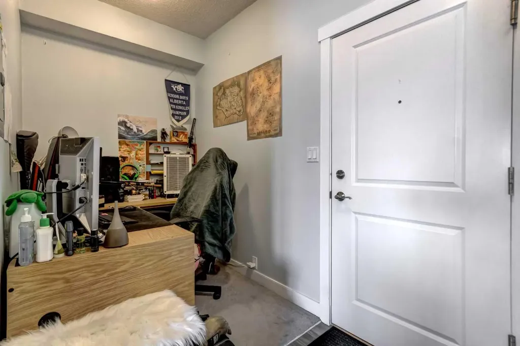 5605 Henwood Street SW Calgary AB T3E 7R2
