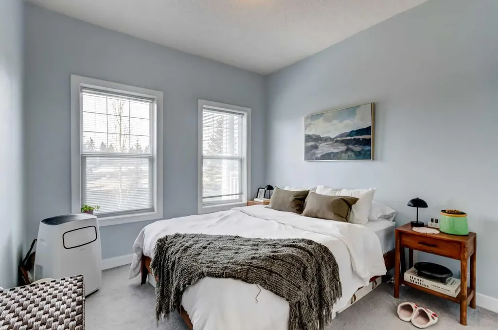 5605 Henwood Street SW Calgary AB T3E 7R2
