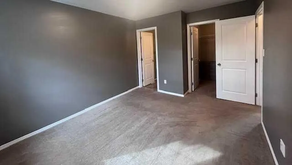 132 Maurer Drive Hinton AB T7V2C8