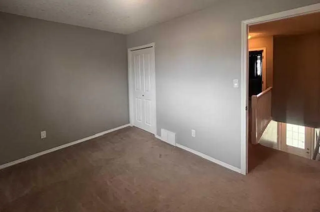 132 Maurer Drive Hinton AB T7V2C8