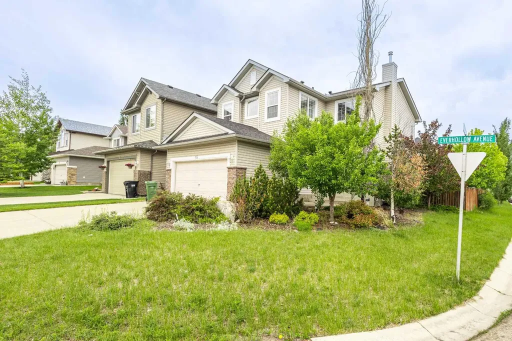 66 Everhollow Avenue SW Calgary AB T2Y 0A9