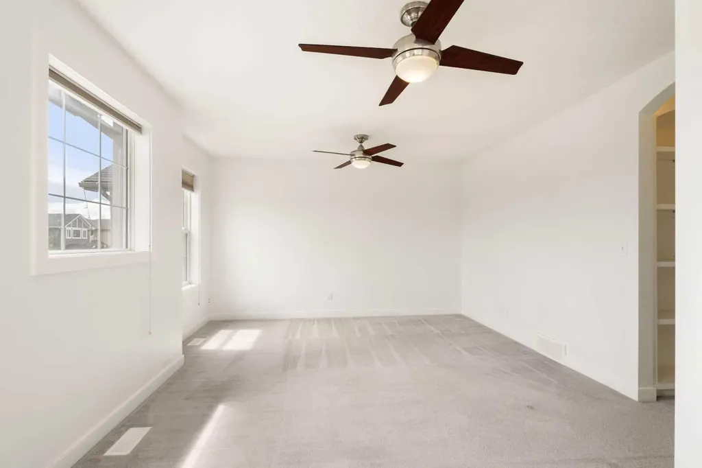66 Everhollow Avenue SW Calgary AB T2Y 0A9