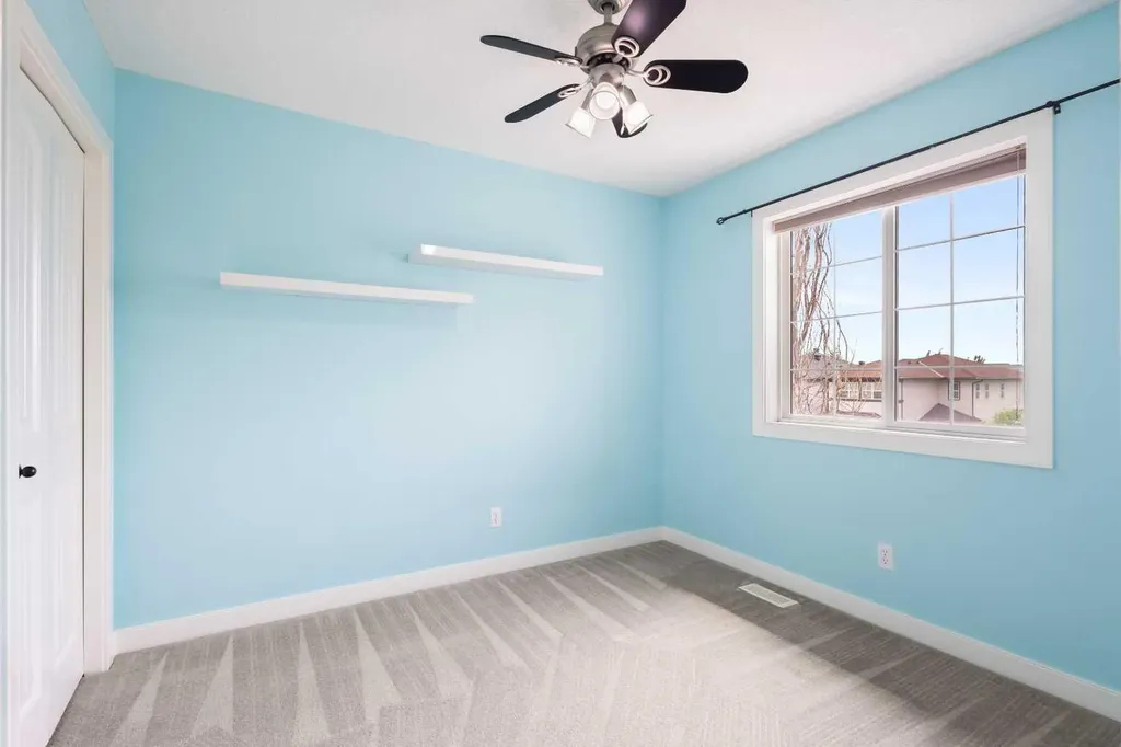 66 Everhollow Avenue SW Calgary AB T2Y 0A9
