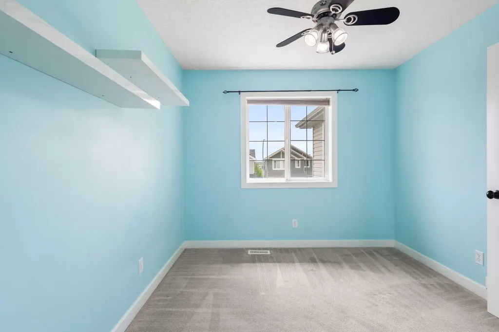 66 Everhollow Avenue SW Calgary AB T2Y 0A9