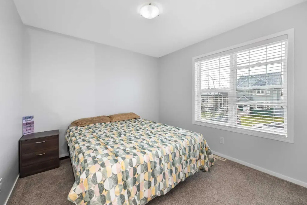 2 Saddlefield Crescent NE Calgary AB T3J 4Z6
