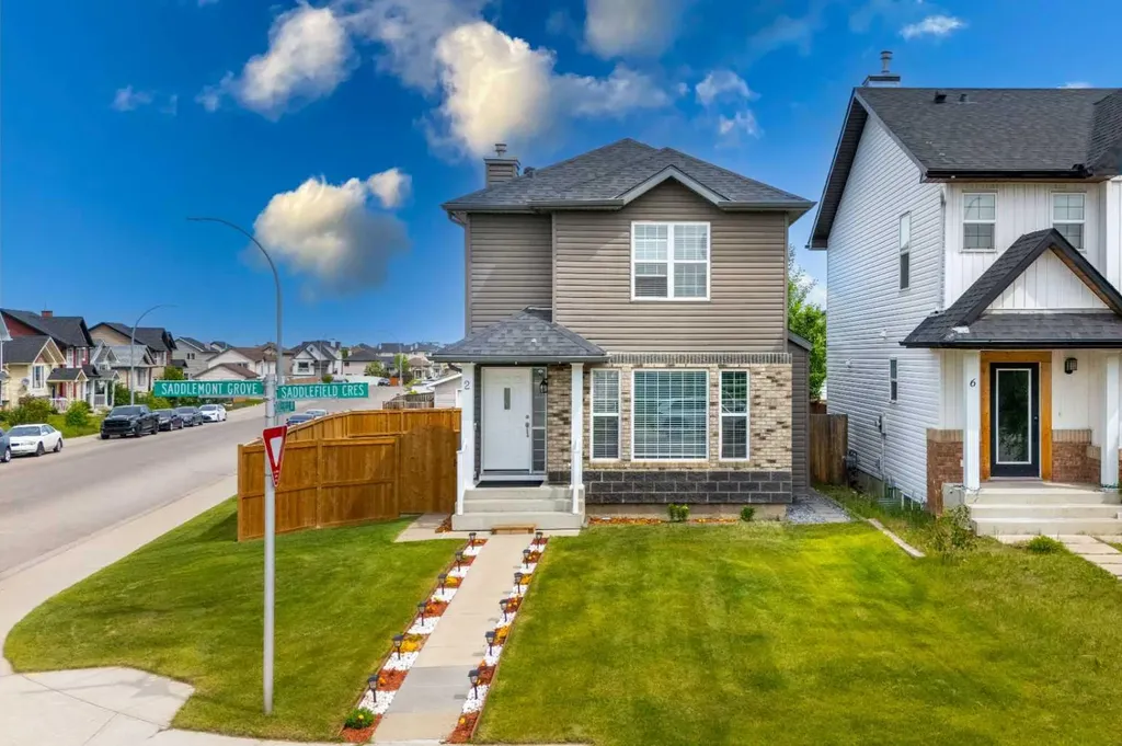 2 Saddlefield Crescent NE Calgary AB T3J 4Z6