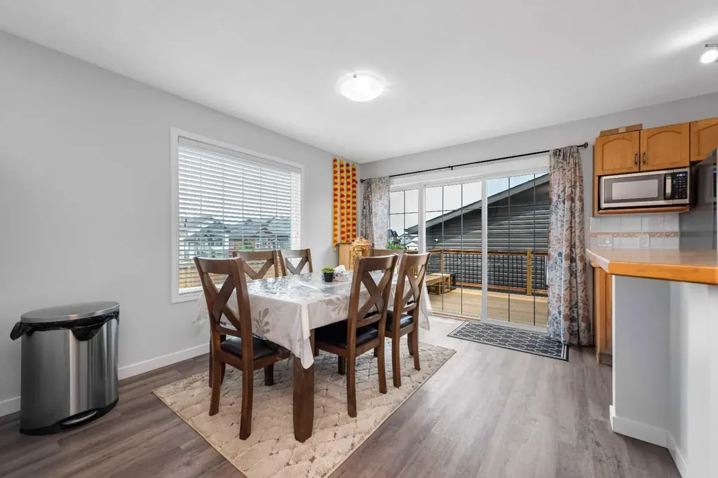 2 Saddlefield Crescent NE Calgary AB T3J 4Z6