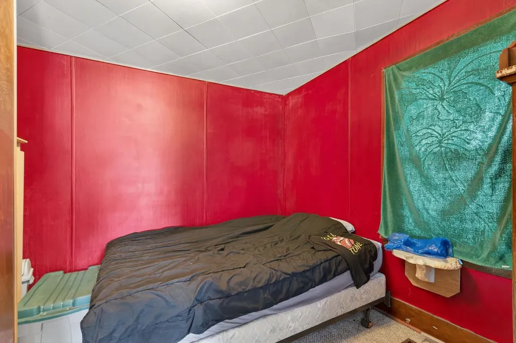 509 1 Street SE Diamond Valley AB T0L 0H0