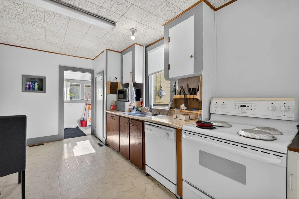 509 1 Street SE Diamond Valley AB T0L 0H0