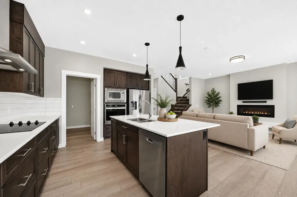 137 Creekside Way SW Calgary AB T2X 4B1