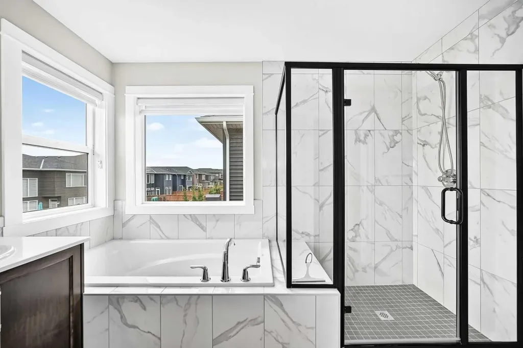137 Creekside Way SW Calgary AB T2X 4B1