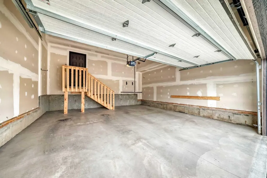 137 Creekside Way SW Calgary AB T2X 4B1