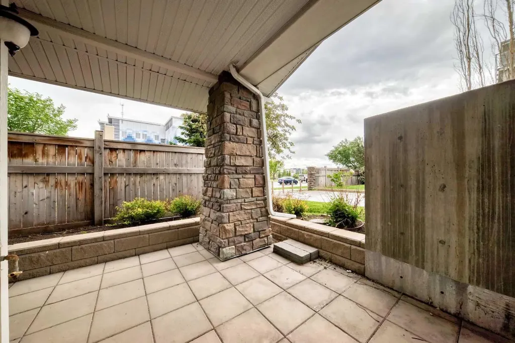 22 Auburn Bay Link SE Calgary AB T3M 1Z8